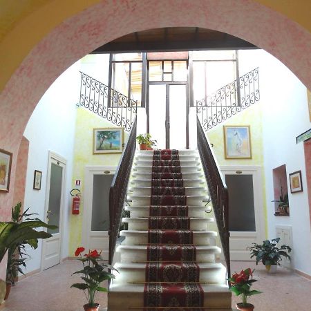 Hotel San Giuseppe Джераче Екстериор снимка