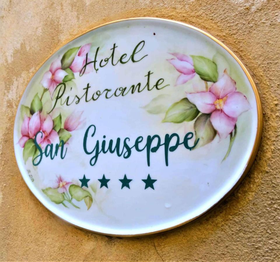 Hotel San Giuseppe Джераче Екстериор снимка