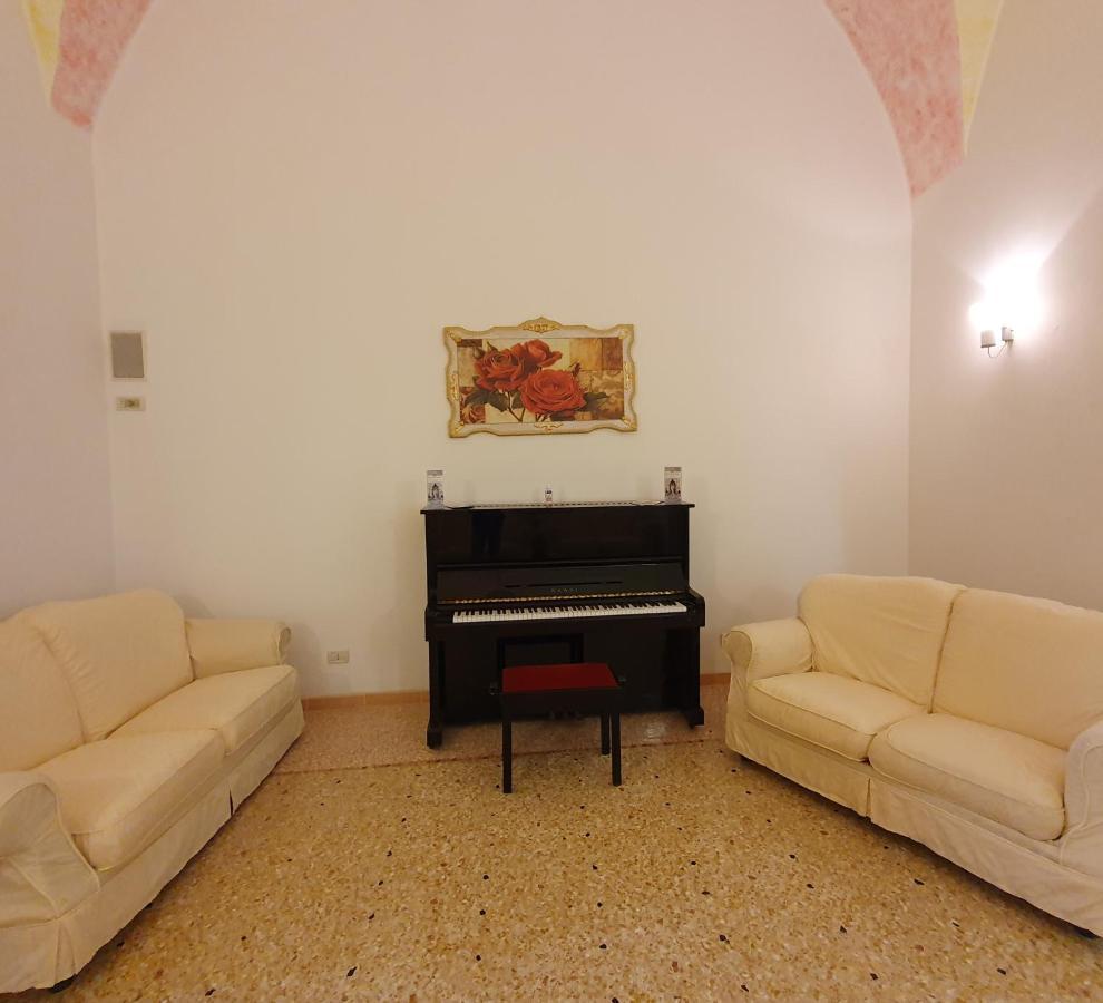 Hotel San Giuseppe Джераче Екстериор снимка