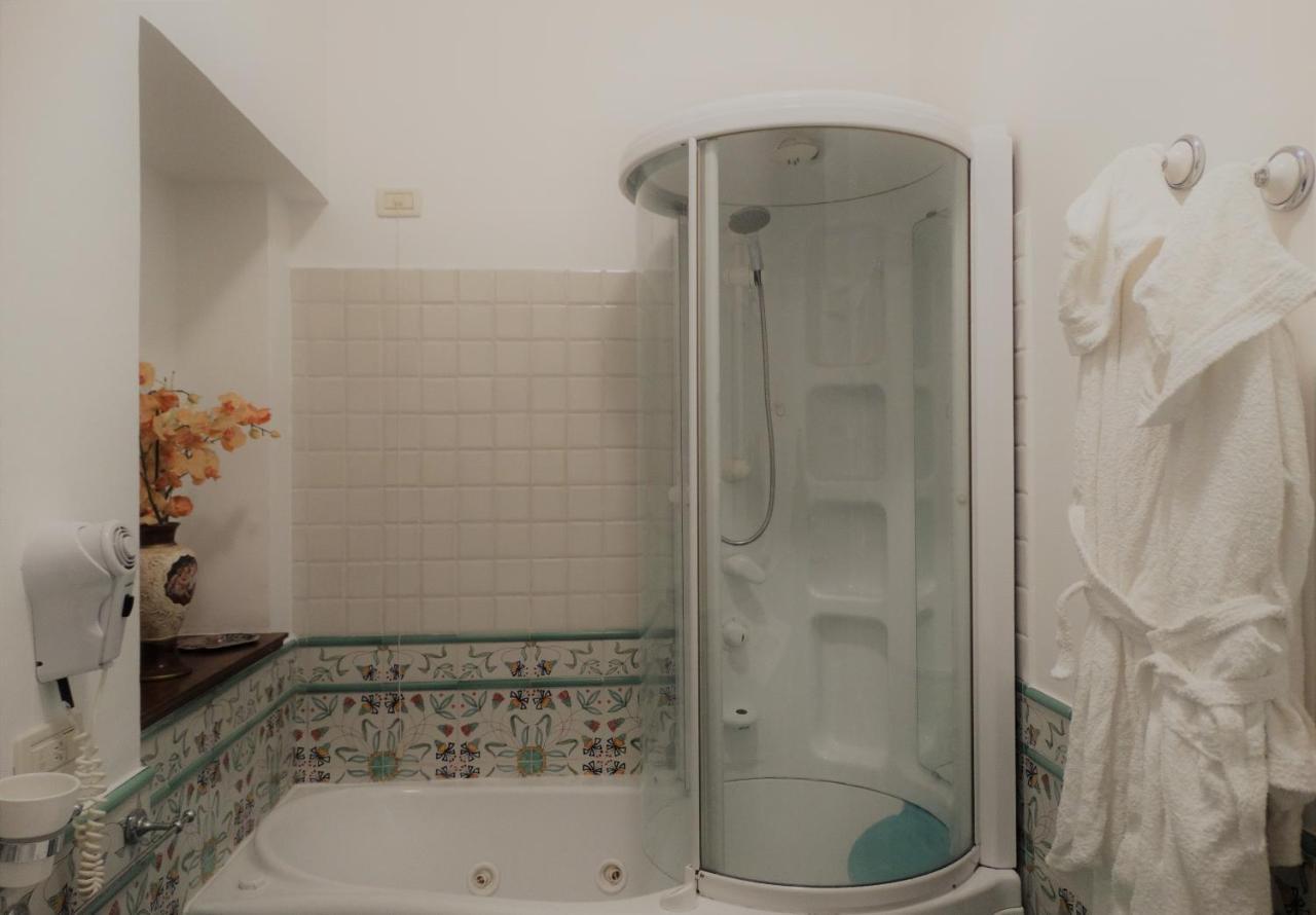 Hotel San Giuseppe Джераче Екстериор снимка